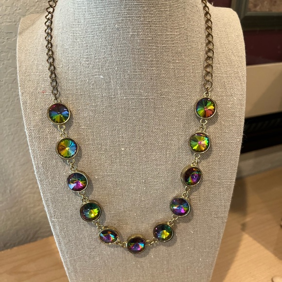 Necklace with Tivoli Crystals - Picture 2 of 8